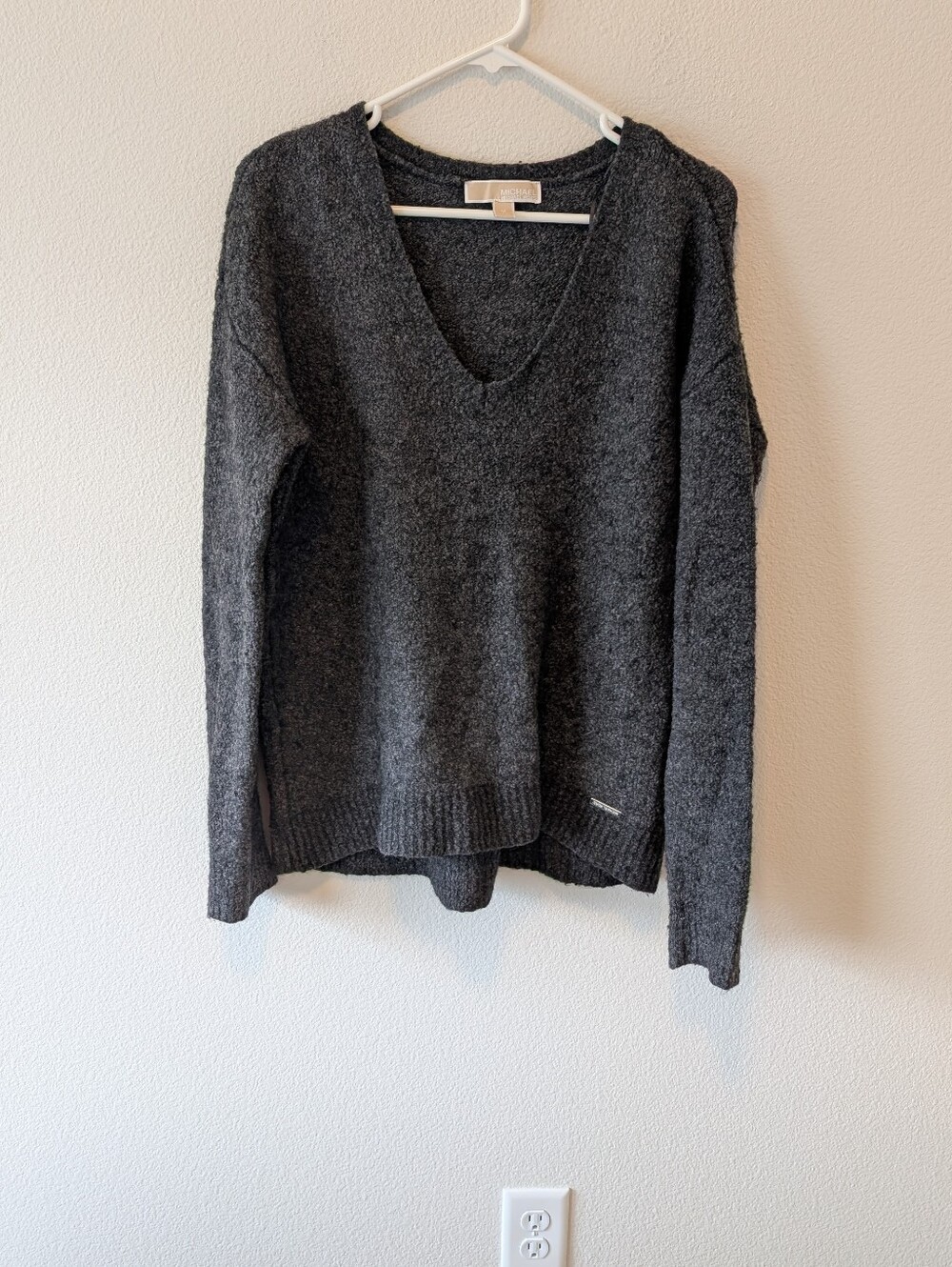 Michael Kors Dark Gray V-Neck Sweater SZ Med